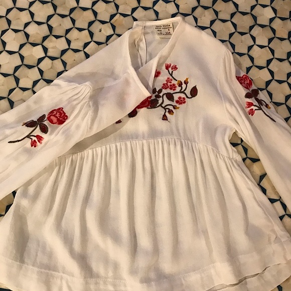 Zara Girls Flower Embroidered Top size 6 - Picture 3 of 5